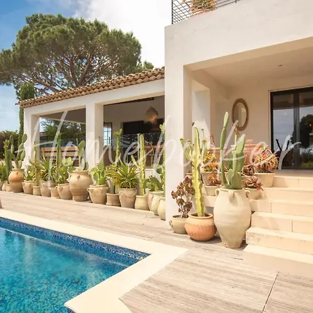 Villa Pastel Вилла *